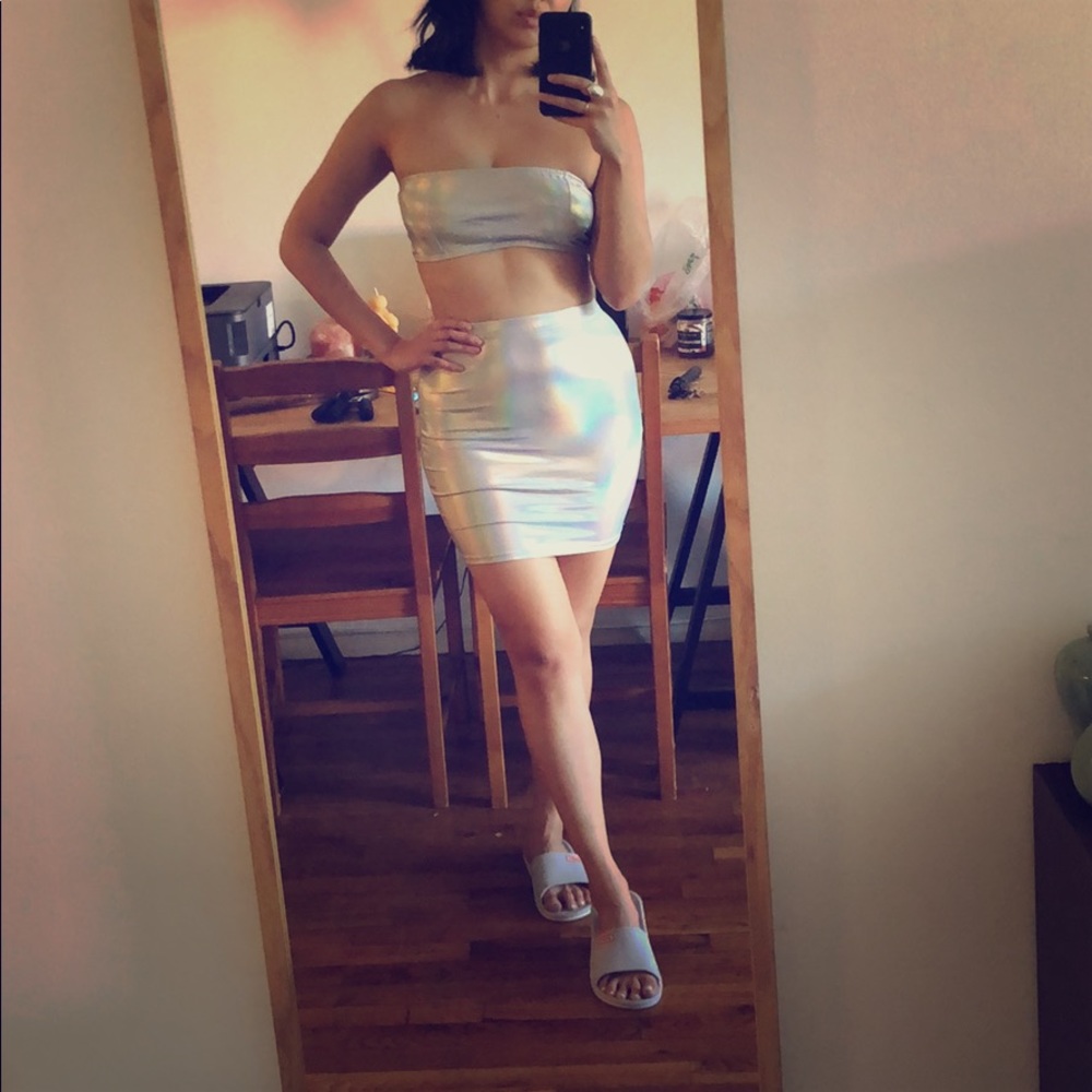 Holographic silver stretch two piece set